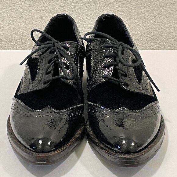 DONNA PIÙ (Rare Find) Italian Wingtip Patent Leather & Velvet, Black - 38/7.5-8